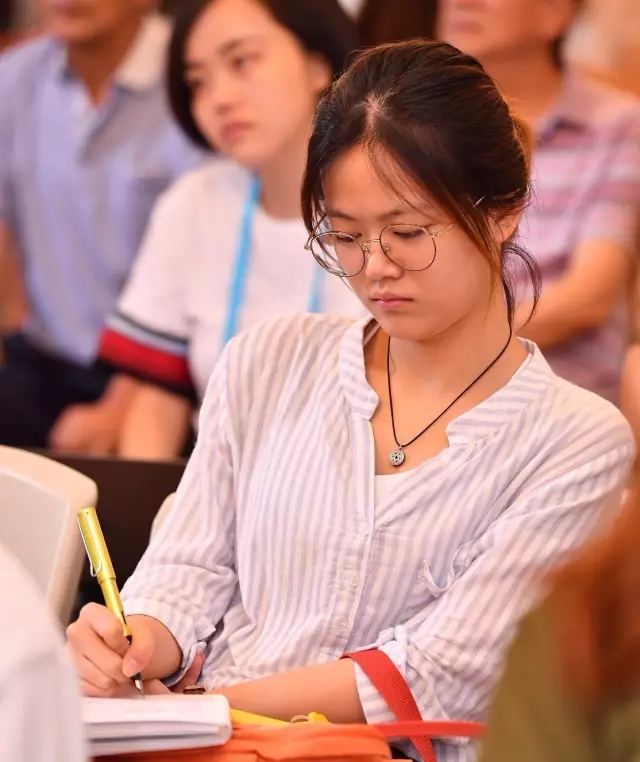 上海的城市更新，地标性构筑