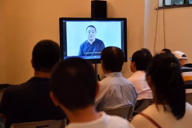 上海的城市更新，地标性构筑