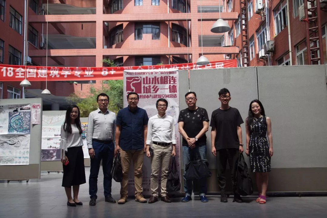 南宫NG28企业导师团合影